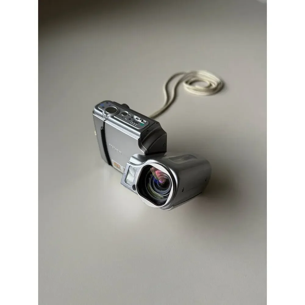 Nikon Coolpix S4 Digital y2k Camera Swivel Lens 6MP 10x Zoom Digicam RARE WORKS